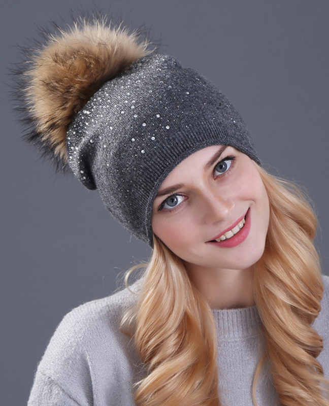 Rhinestones Rabbit fur knitted hat Rhinestones Rabbit fur knitted hat