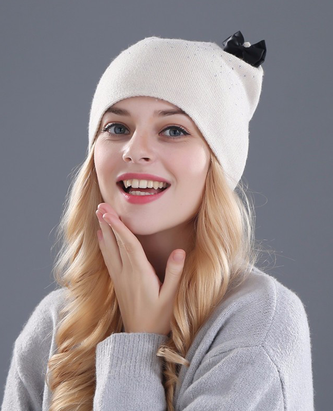 Rabbit fur wool knitted beanie Rabbit fur wool knitted beanie