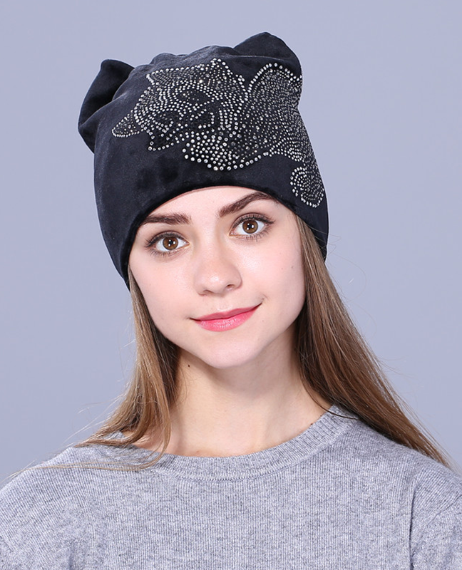 Rhinestone kitty Flannelette beanie Rhinestone kitty Flannelette beanie
