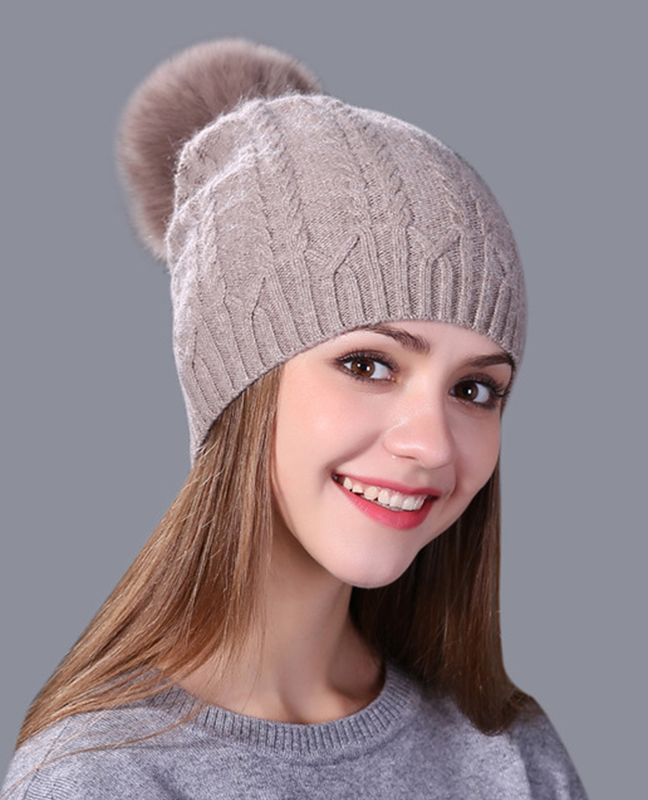 Real fox fur winter hat Real fox fur winter hat