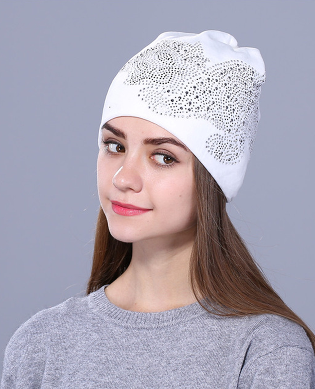 Rhinestone kitty Flannelette beanie Rhinestone kitty Flannelette beanie