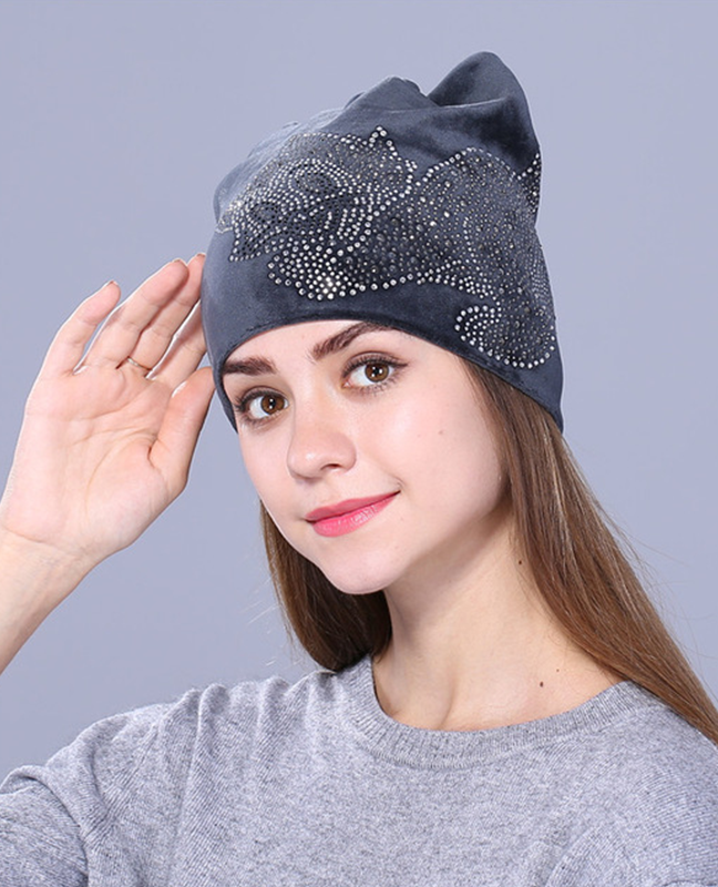 Rhinestone kitty Flannelette beanie Rhinestone kitty Flannelette beanie