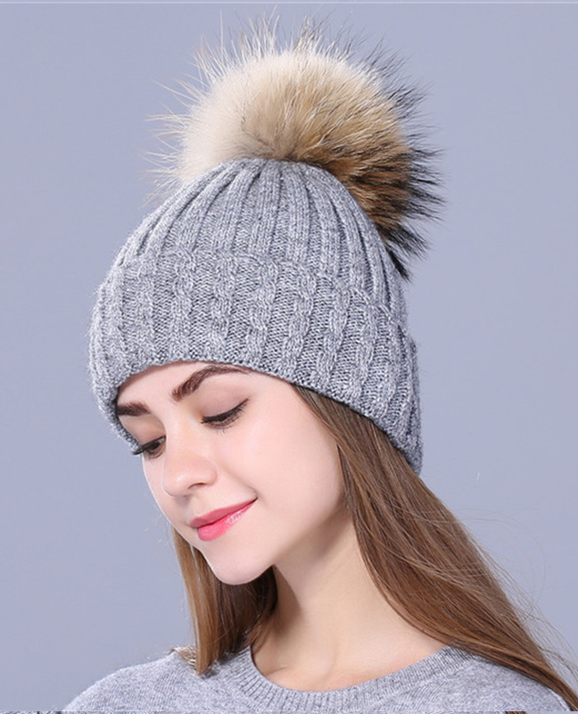 Rhinestone embroidery Knit beanie Rhinestone embroidery Knit beanie
