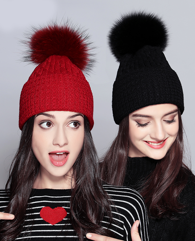 Elegant Raccoon Fur Beanie Elegant Raccoon Fur Beanie