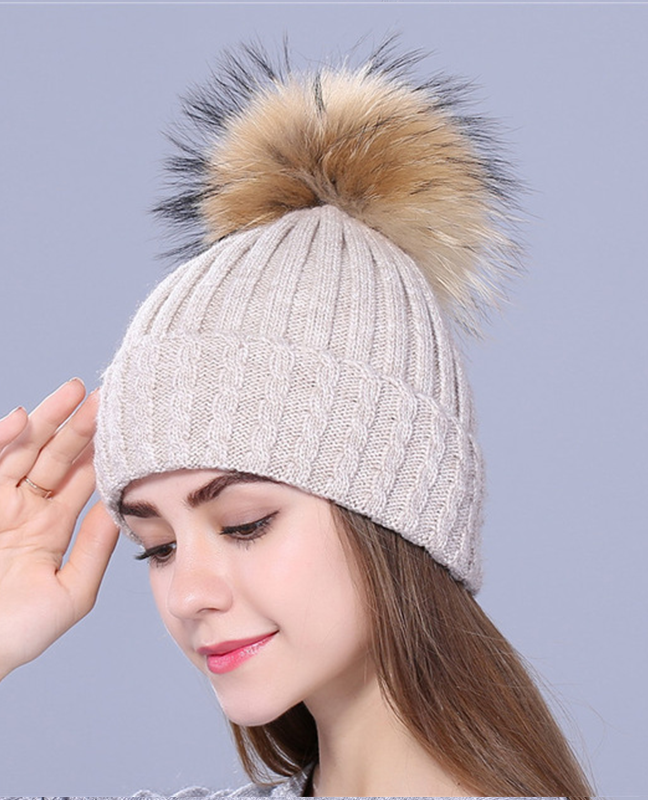 Rhinestone embroidery Knit beanie Rhinestone embroidery Knit beanie