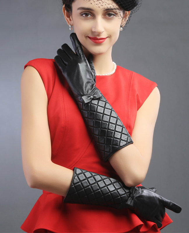 Long genuine leather mittens Long genuine leather mittens