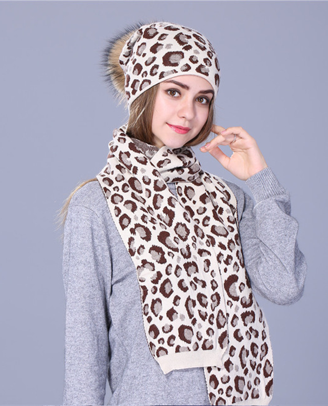 Leopard print knitted hat Leopard print knitted hat