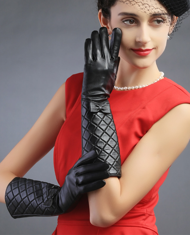 Long genuine leather mittens Long genuine leather mittens