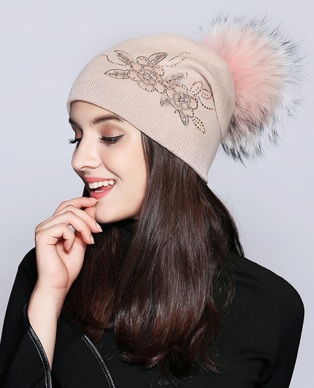 Flower Rhinestone Winter Hat Flower Rhinestone Winter Hat