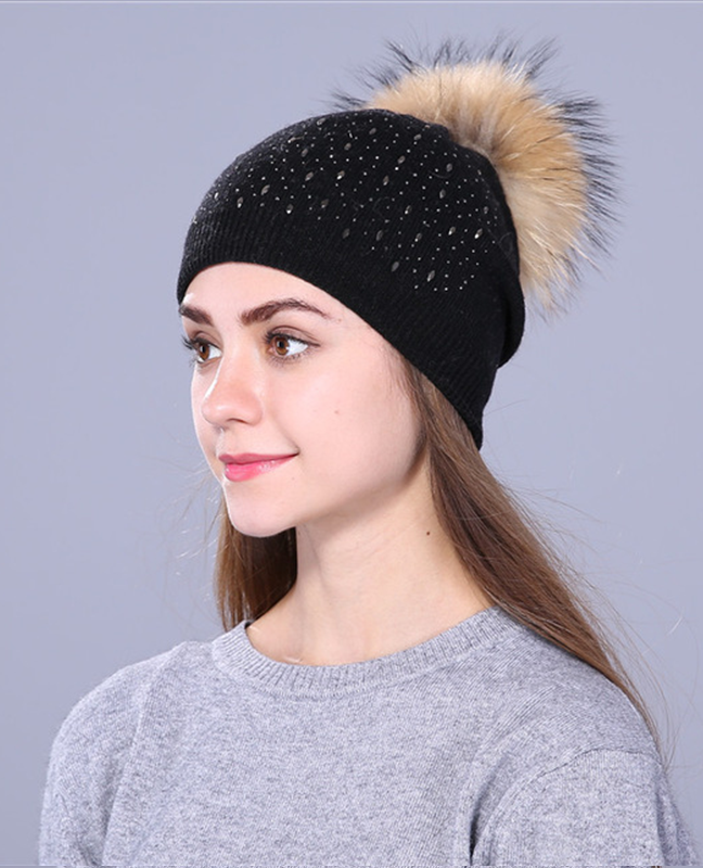 Knitted Raccoon Fur winter Hat Knitted Raccoon Fur winter Hat