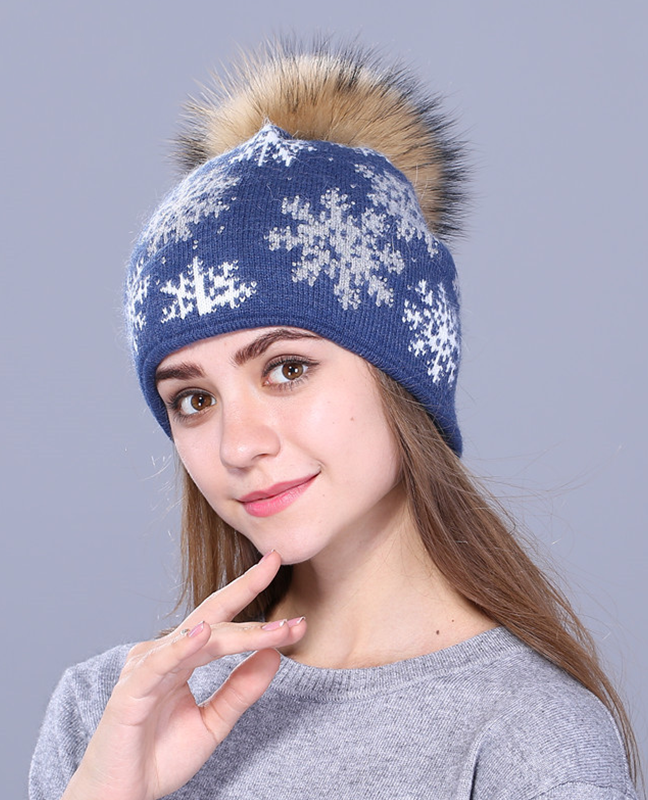 Natural pom poms rabbit fur Beanie Natural pom poms rabbit fur Beanie