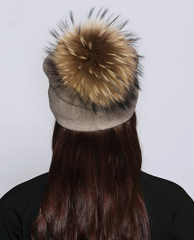 Flower Rhinestone Winter Hat Flower Rhinestone Winter Hat