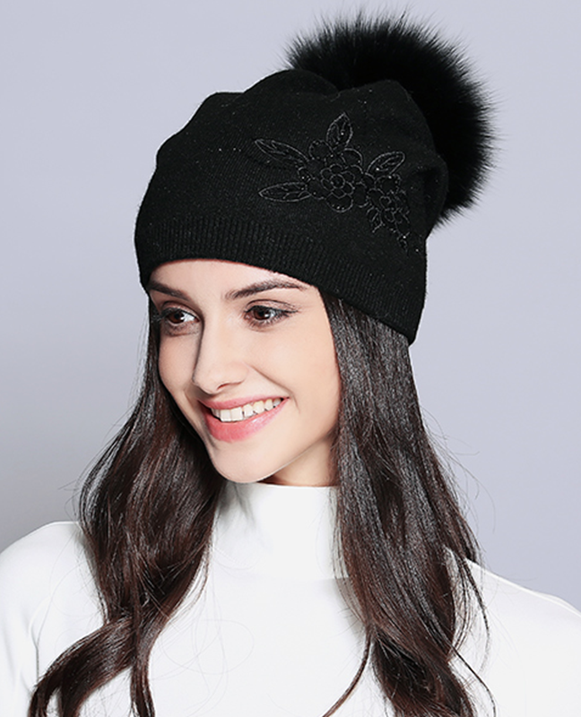 Flower Rhinestone Winter Hat Flower Rhinestone Winter Hat