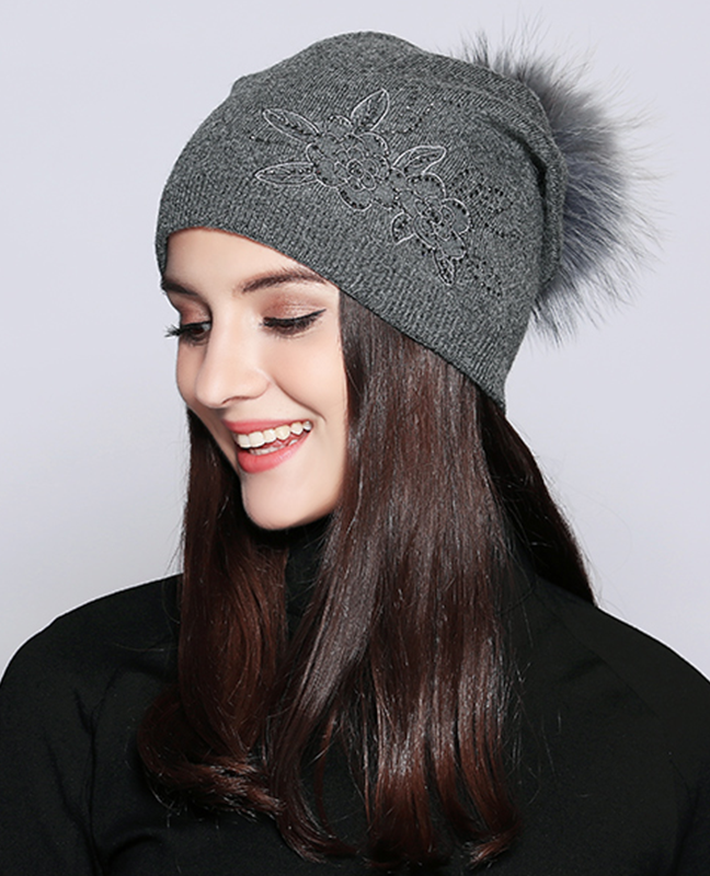 Flower Rhinestone Winter Hat Flower Rhinestone Winter Hat