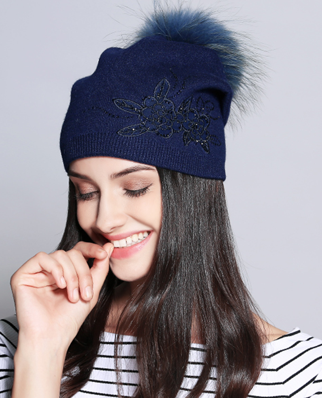 Flower Rhinestone Winter Hat Flower Rhinestone Winter Hat