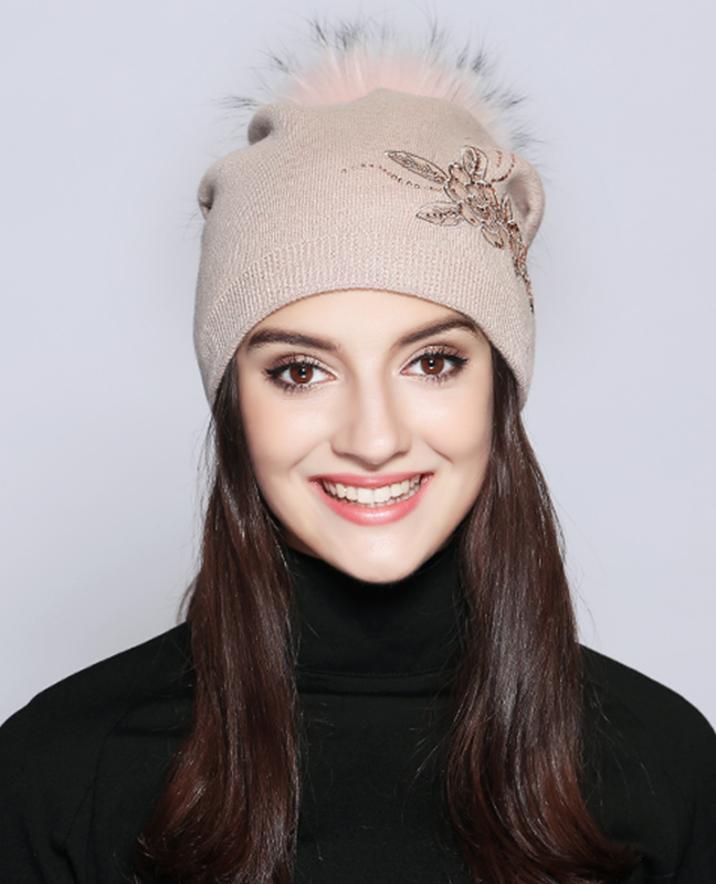 Flower Rhinestone Winter Hat Flower Rhinestone Winter Hat