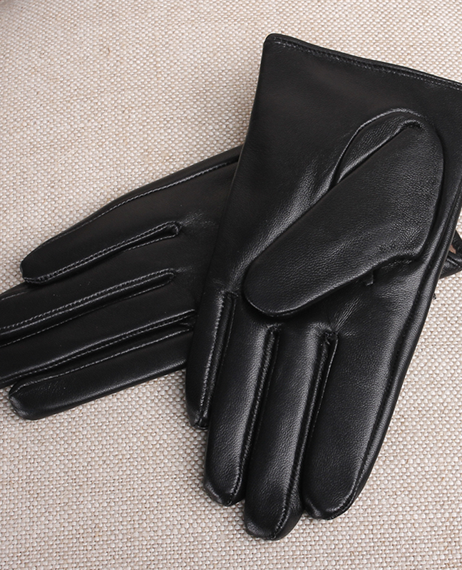 Genuine Sheepskin Chain Mitten Genuine Sheepskin Chain Mitten
