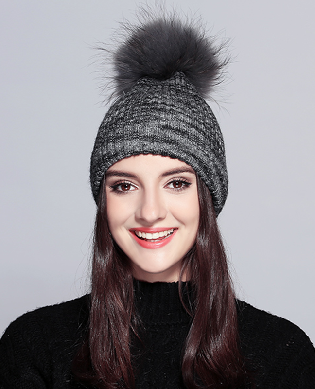 Premium Raccoon Fur Beanie Premium Raccoon Fur Beanie