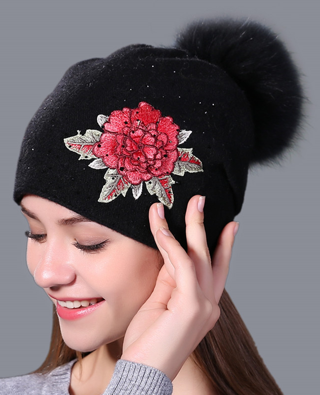 Embroidery knitted beanie hat Embroidery knitted beanie hat