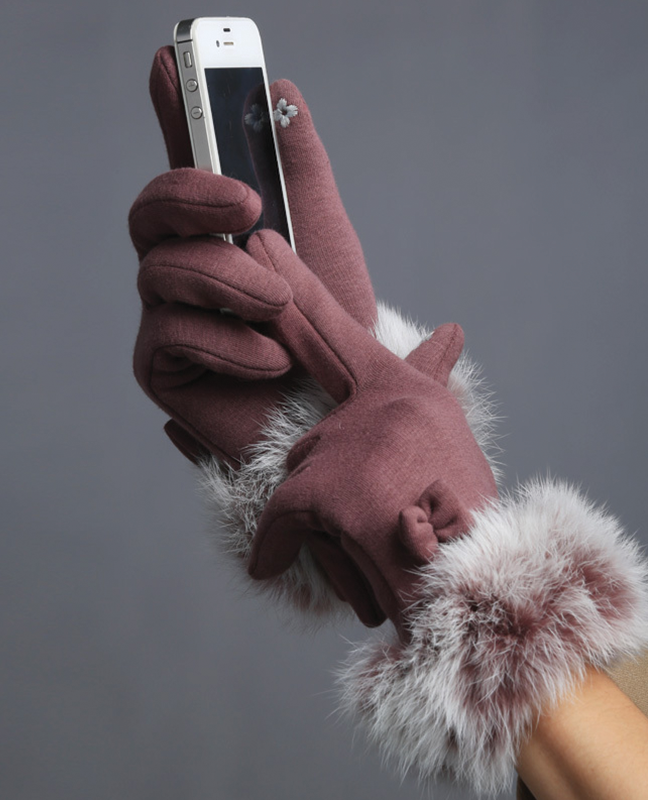Lovely fur Mittens Lovely fur Mittens