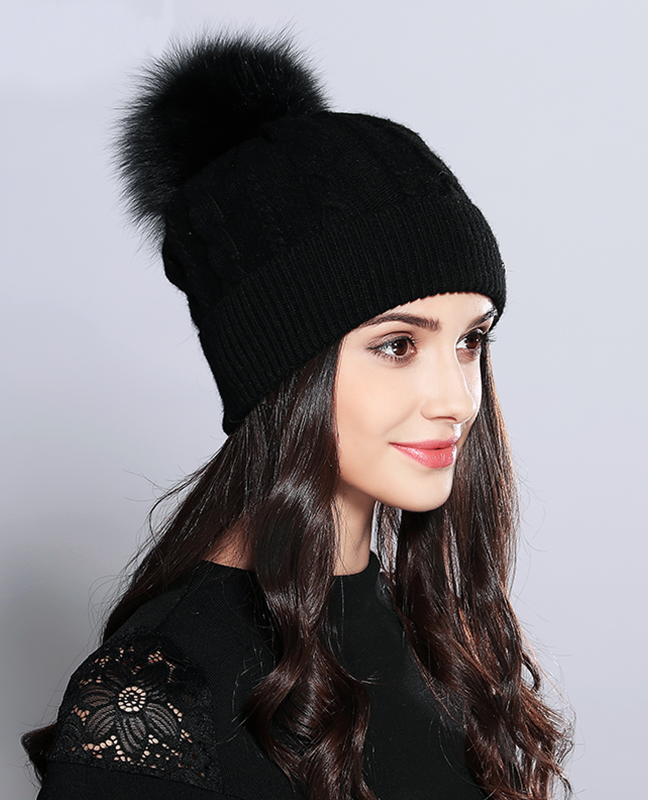 Raccoon Fur Knitted Beanie Raccoon Fur Knitted Beanie