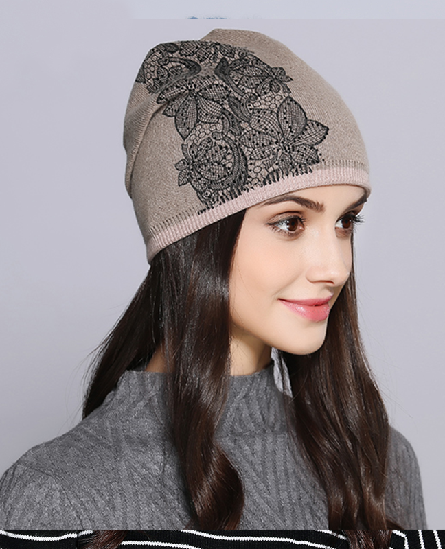 Elegant Flower knitted Beanie Elegant Flower knitted Beanie