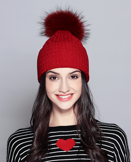 Elegant Raccoon Fur Beanie