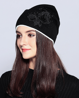 Vogue Flower Rhinestones Beanie
