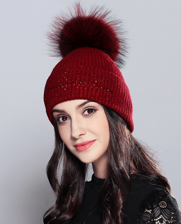 Vogue Raccoon Fur Beanie